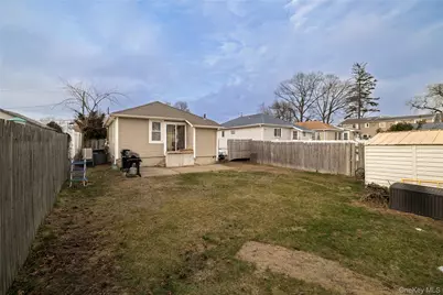 882 Ocean Street, Baldwin, NY 11510 - Photo 12