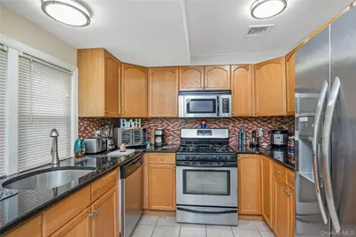 27 June Walk, Long Beach, NY 11561 - Photo 12