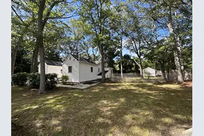 277 Prince Road, Rocky Point, NY 11778 - Photo 2