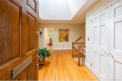 160 Hampshire Road, Bronxville, NY 10708 - Photo 4