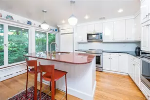 160 Hampshire Rd, Bronxville, NY 10708 - Photo 16