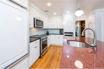 160 Hampshire Road, Bronxville, NY 10708 - Photo 18