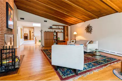 160 Hampshire Road, Bronxville, NY 10708 - Photo 10