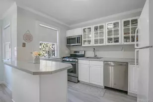 590 Bedford Rd, Pleasantville, NY 10570 - Photo 16