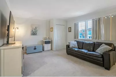 590 Bedford Road #2, Pleasantville, NY 10570 - Photo 4