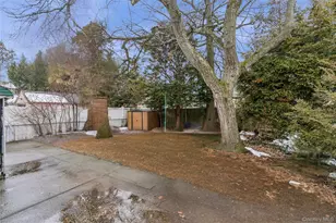 9 Clinton St, Elmont, NY 11003 - Photo 20