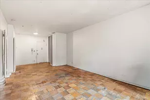 305 E 40th St, New York, NY 10016 - Photo 8