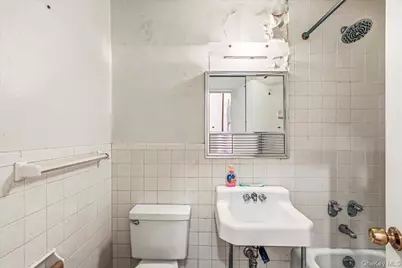305 E 40th Street #14A, New York, NY 10016 - Photo 12