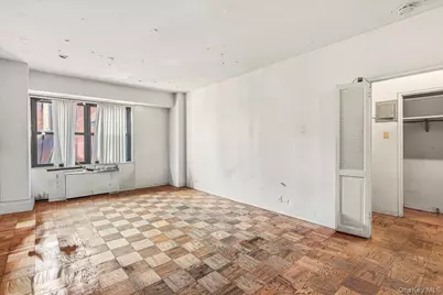 305 E 40th Street #14A, New York, NY 10016 - Photo 6
