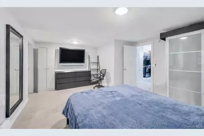 2033 E 68th Street, Brooklyn, NY 11234 - Photo 26