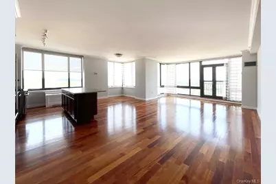 10 City Place #26E, White Plains, NY 10601 - Photo 4
