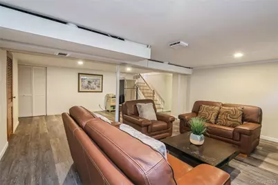 68 Lauren Avenue, Dix Hills, NY 11746 - Photo 24