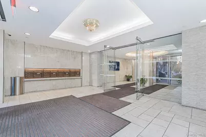 50 Oceana Drive W #8D, Brooklyn, NY 11235 - Photo 16