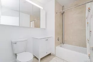 50 Oceana Dr W, Brooklyn, NY 11235 - Photo 14