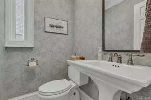 308 Greene Ave, Sayville, NY 11782 - Photo 8