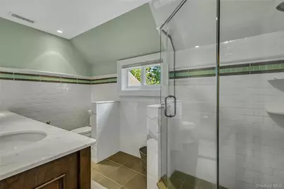 308 Greene Avenue, Sayville, NY 11782 - Photo 24