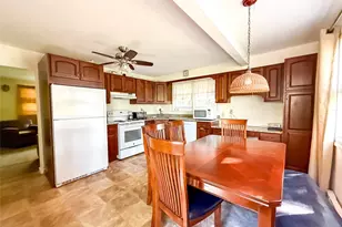 8415 Soundview Ave, Southold, NY 11971 - Photo 4