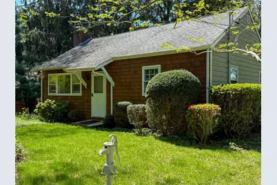 8415 Soundview Avenue, Southold, NY 11971 - Photo 2