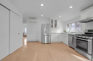 39-12 215th Pl, Bayside, NY 11361 - Photo 12