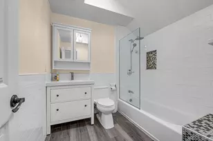 39-12 215th Pl, Bayside, NY 11361 - Photo 16