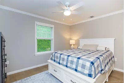 15 S Beach Road, Southampton, NY 11968 - Photo 26