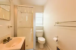 8515 Soundview Ave, Southold, NY 11971 - Photo 10