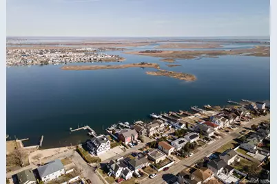 3433 Bay Front Place, Baldwin, NY 11510 - Photo 6