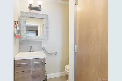 3433 Bay Front Place, Baldwin, NY 11510 - Photo 16