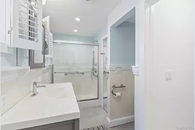 3433 Bay Front Place, Baldwin, NY 11510 - Photo 18