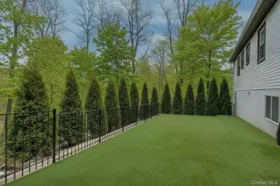 136 Bushey Ave, Yonkers, NY 10710 - Photo 24