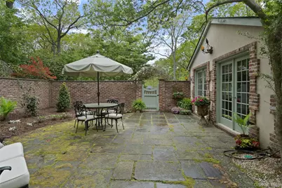 68 Flower Hill Road, Huntington, NY 11743 - Photo 18