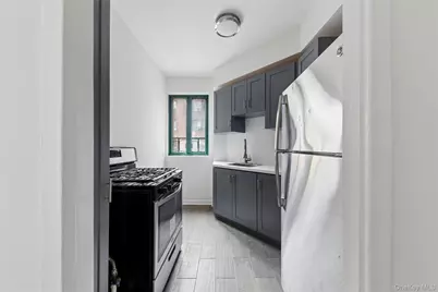 1585 Unionport Road #4H, Bronx, NY 10462 - Photo 8