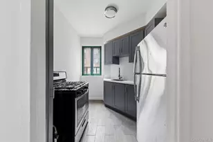 1585 Unionport Rd, Bronx, NY 10462 - Photo 8