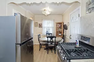 82-27 248th St, Bellerose, NY 11426 - Photo 4