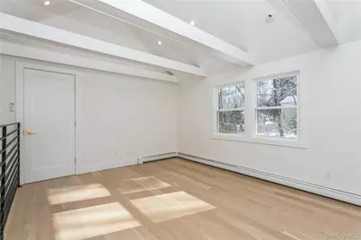 83 Thoreau Court, Yorktown Heights, NY 10598 - Photo 16