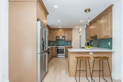 83 Thoreau Court, Yorktown Heights, NY 10598 - Photo 6