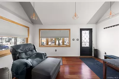 17046 118th Avenue, Jamaica, NY 11434 - Photo 4