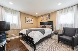 49 Eddie Ave, North Babylon, NY 11703 - Photo 12