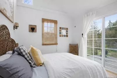 435 Montauk Highway, Westhampton Beach, NY 11978 - Photo 4