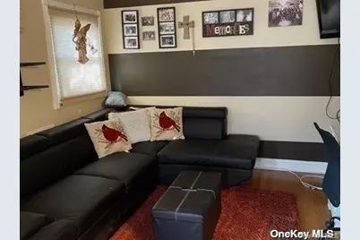 721 Meadow Road, Smithtown, NY 11787 - Photo 6