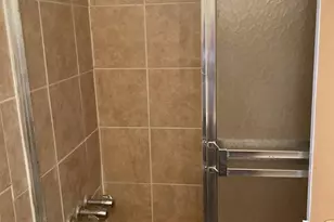 9801 Seaview Ave, Brooklyn, NY 11236 - Photo 10