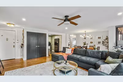 10-24 166th Street #3A, Whitestone, NY 11357 - Photo 2