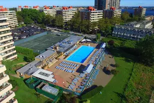 10-24 166th St, Whitestone, NY 11357 - Photo 24