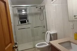 133-32 Avery Ave, Flushing, NY 11355 - Photo 6