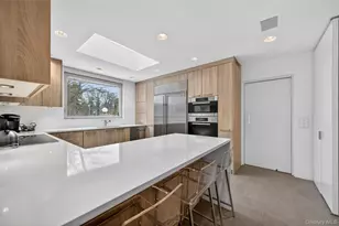 120 Bacon Rd, Old Westbury, NY 11568 - Photo 6