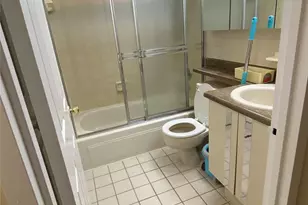 136 17 Maple Ave, Flushing, NY 11355 - Photo 10