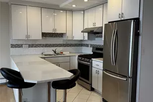 136 17 Maple Ave, Flushing, NY 11355 - Photo 12