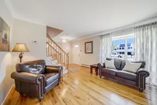 22 Northumberland Dr, Shoreham, NY 11786 - Photo 4