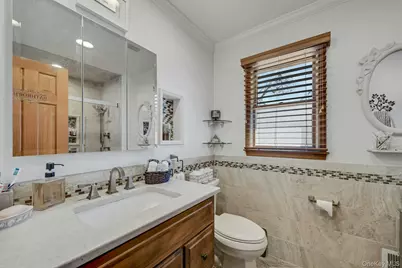 236 Valley Road, Valley Cottage, NY 10989 - Photo 18