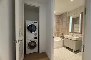 2218 Jackson Ave, Long Island City, NY 11101 - Photo 6